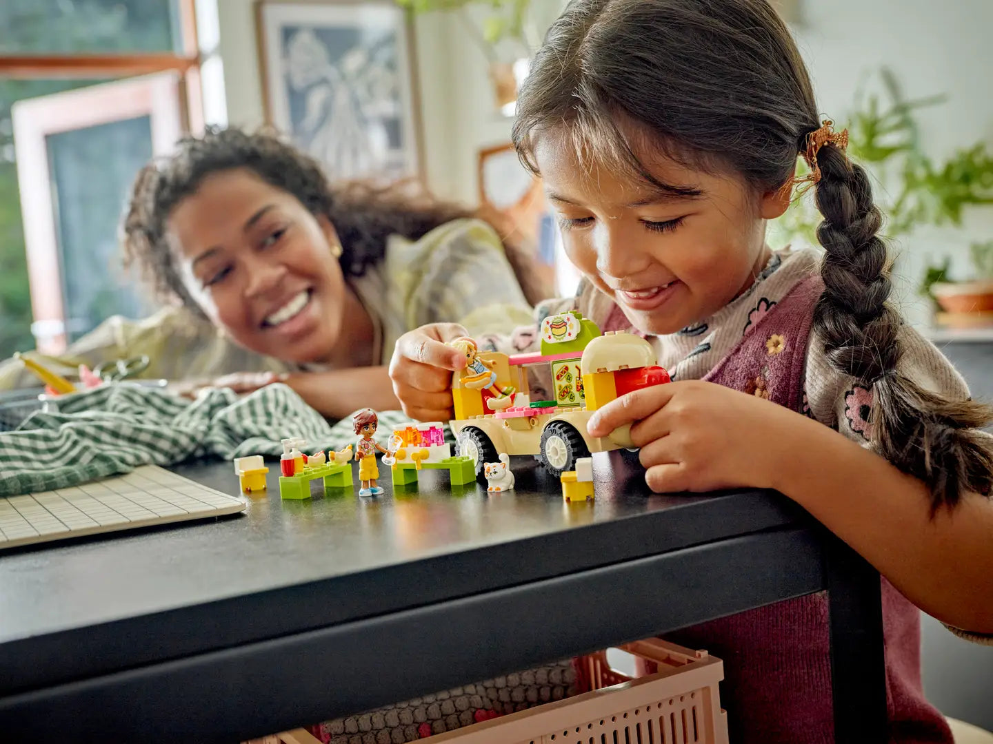 LEGO® Friends Hot Dog Food Truck Playset