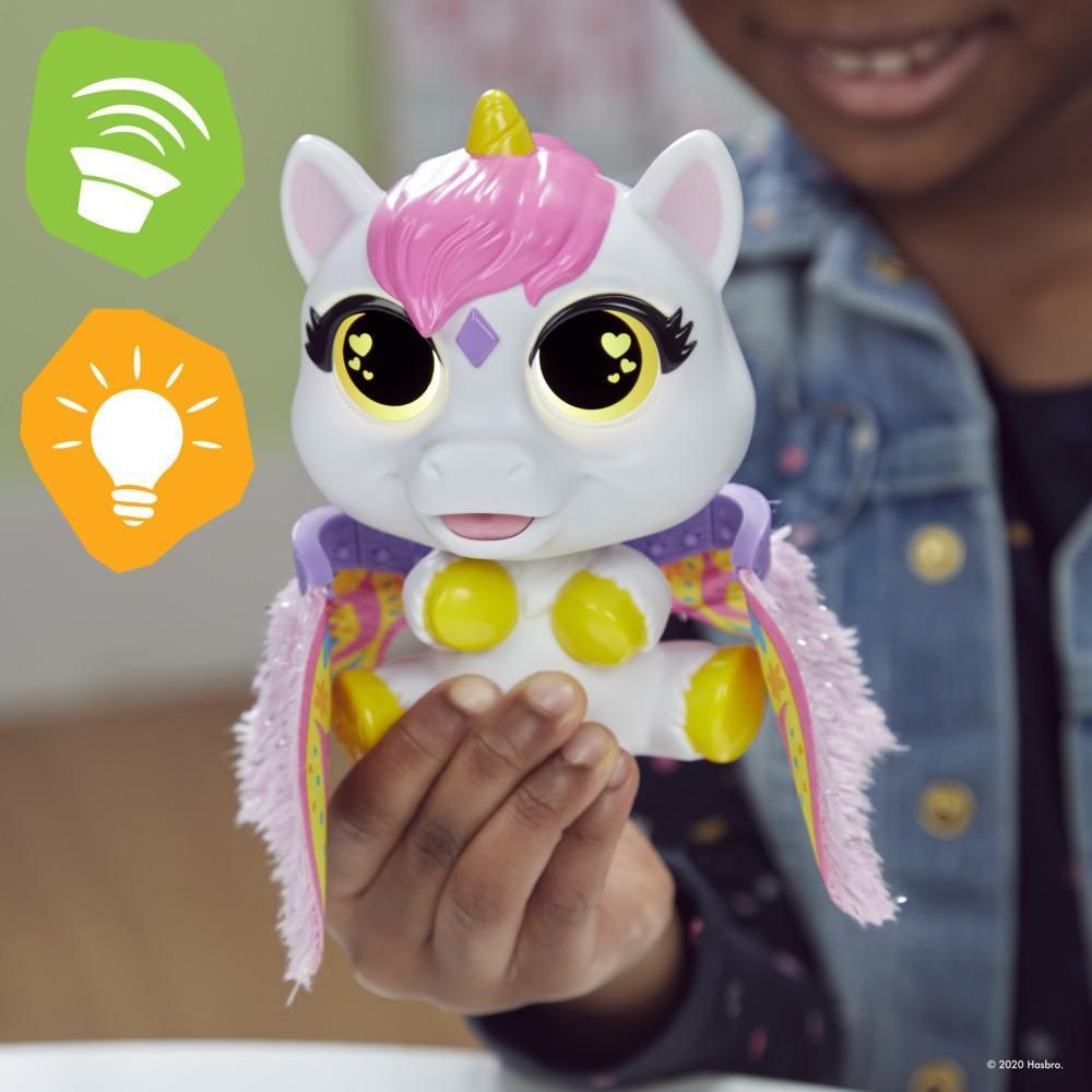 FurReal Airina the Unicorn Interactive Feeding Pet Toy.