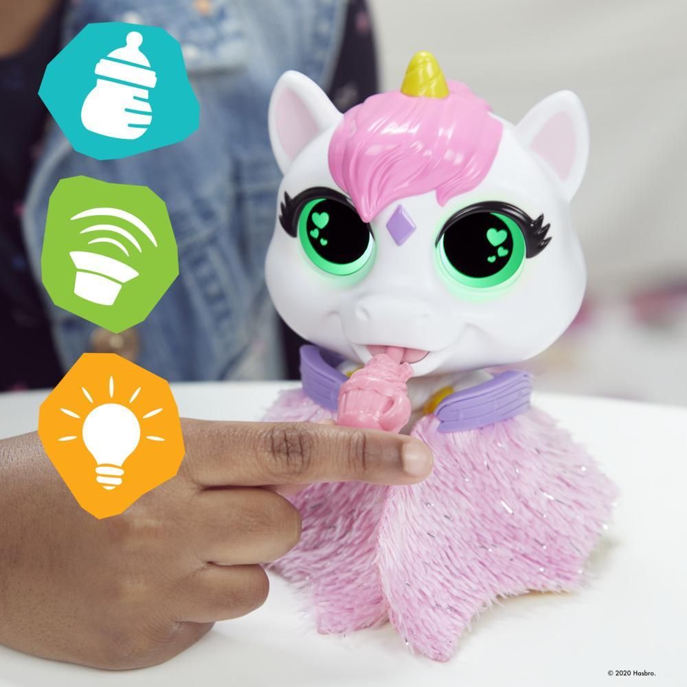 FurReal Airina the Unicorn Interactive Feeding Pet Toy.