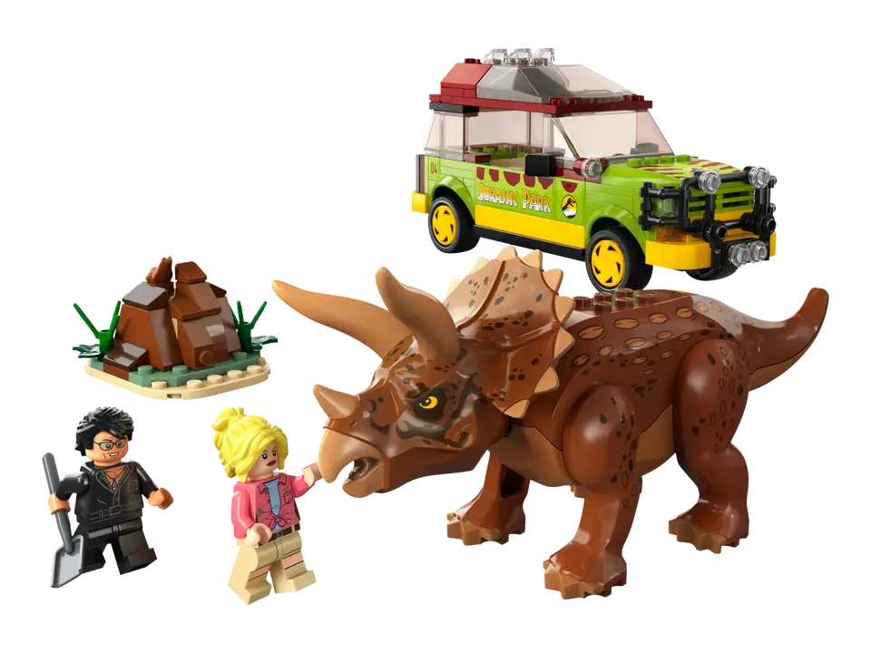 LEGO® Jurassic Park Triceratops Research