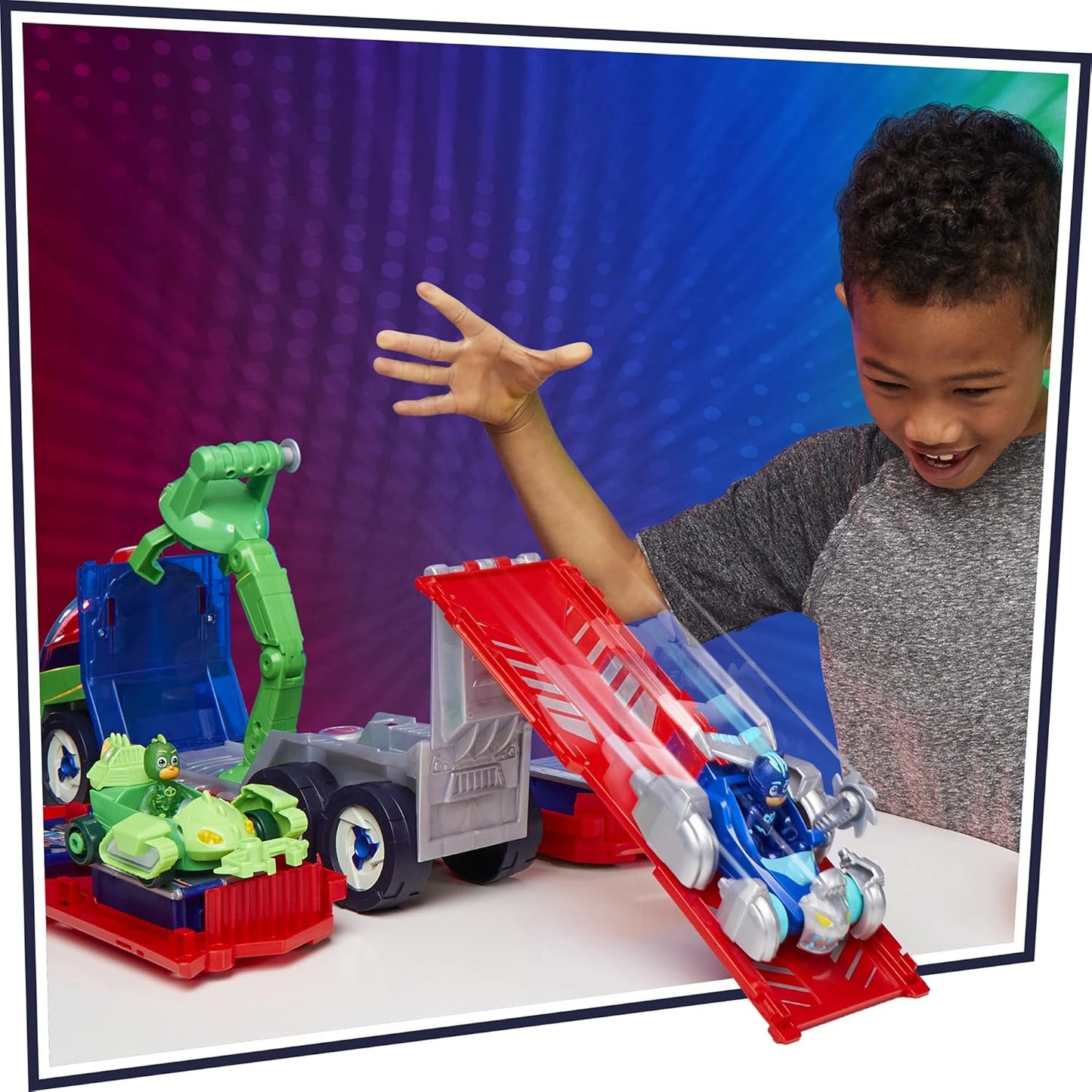 PJ Masks PJ Launching Seeker 2-in-1 Playset with Catboy & Gekko