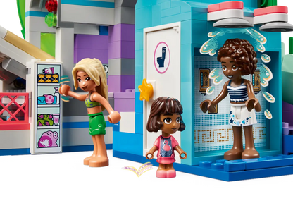 LEGO® Friends Heartlake City Water Park