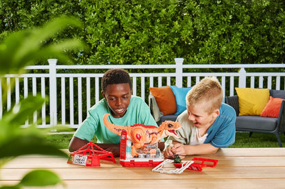 Robo Alive “Dino Escape!” – 17-Piece Interactive Dinosaur Playset