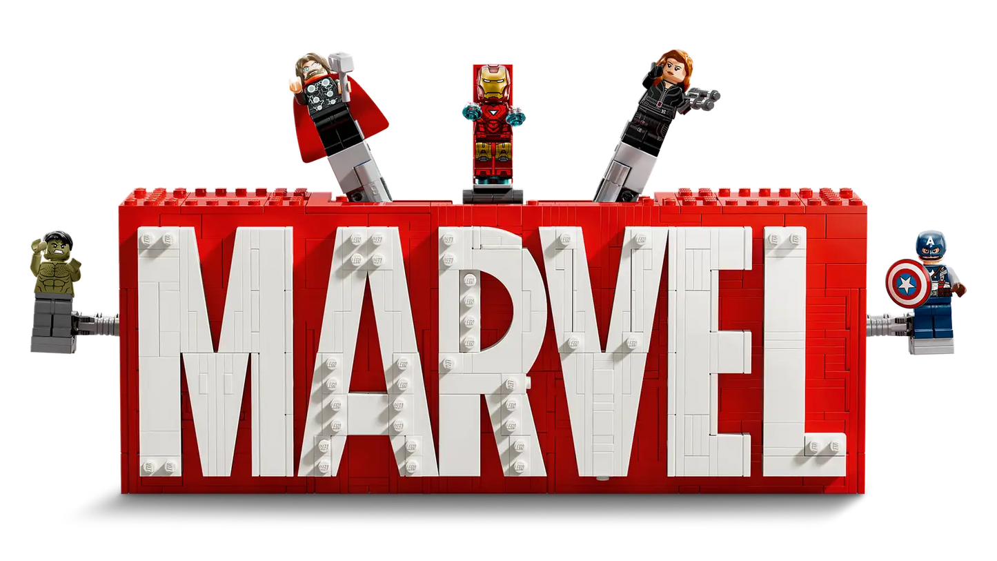 LEGO® MARVEL Logo & Minifigures